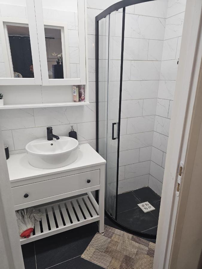 7Dab 4 Josika 28 Contactless Self Check-In Hotell Budapest Eksteriør bilde